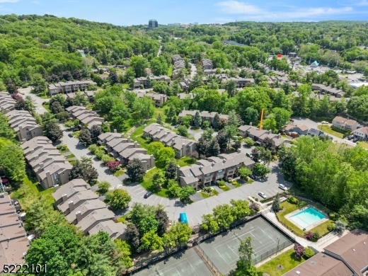 Property Photo: 123 Wedgewood Dr45 NJ 07424