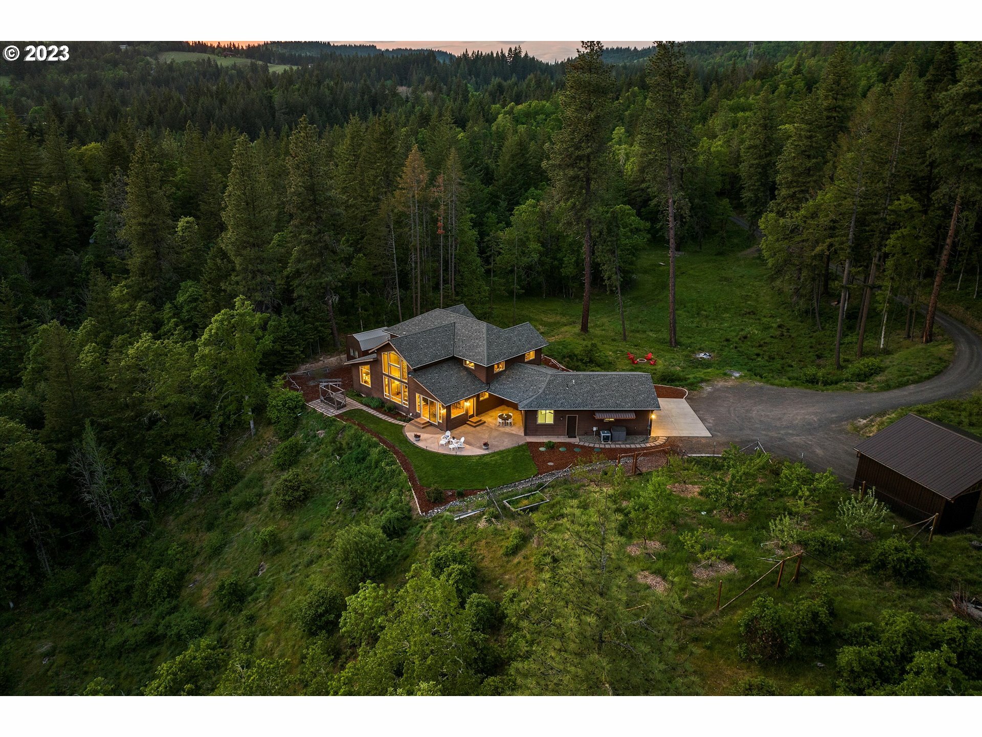 Property Photo:  54 Guy Crow Ln  WA 98672 