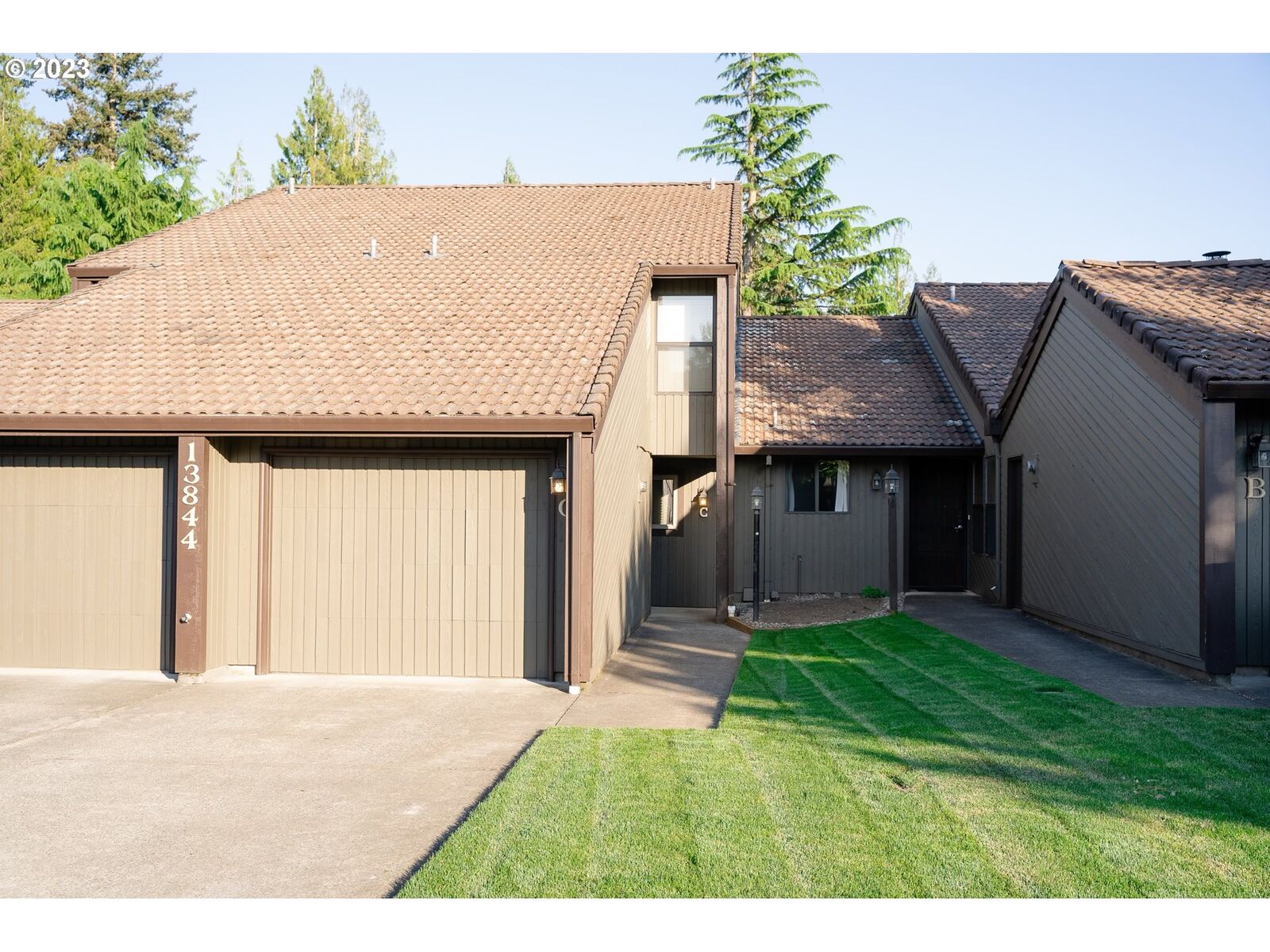 Property Photo:  13844 NW 10th Ct C  WA 98685 