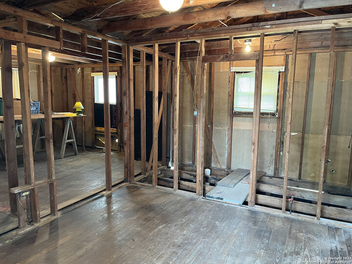 Property Photo: 124 Mildred TX 78214