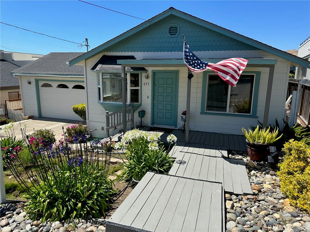 Property Photo:  655 Elena Street  CA 93442 