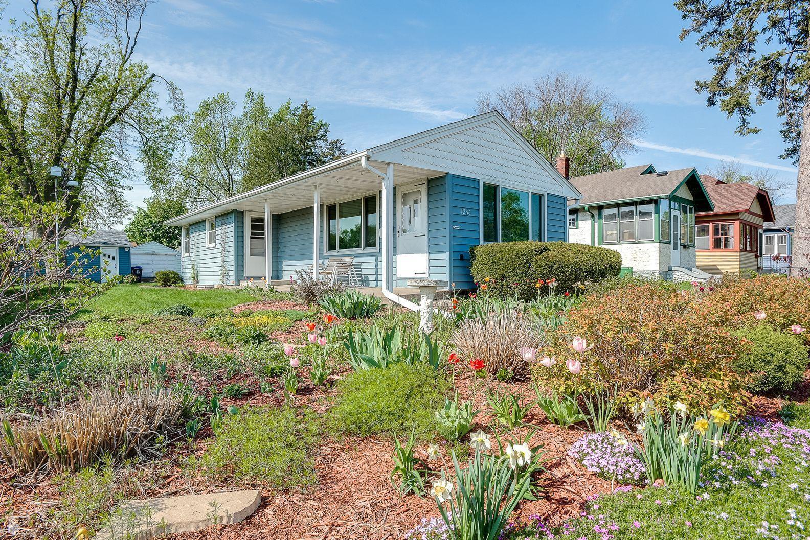 Property Photo: 1256 Magnolia Avenue E MN 55106
