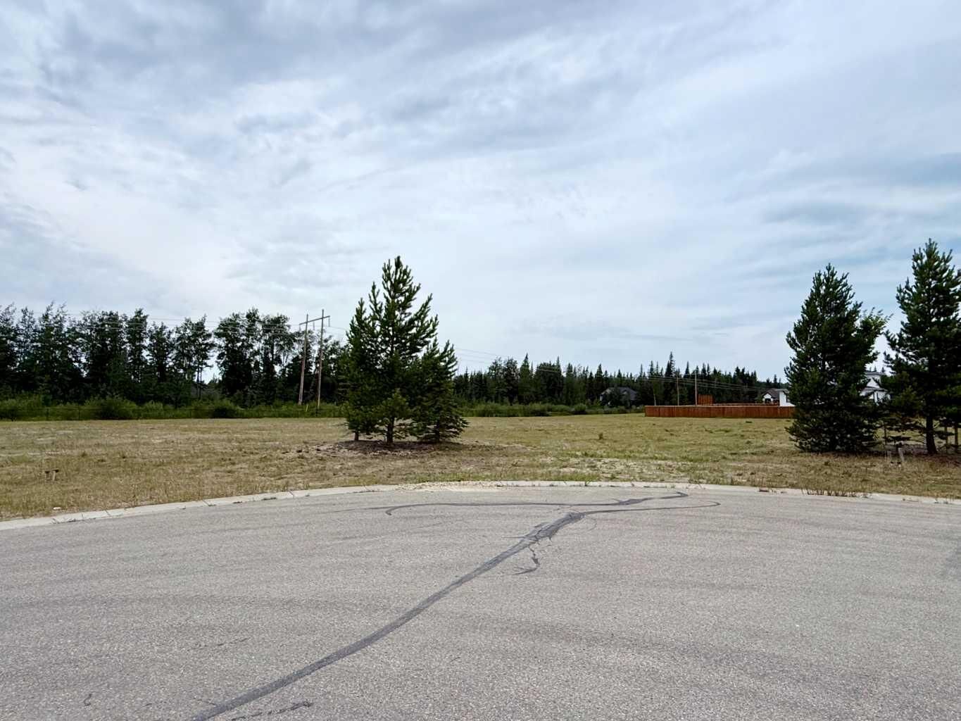 Property Photo: 7956 Creekside Drive AB T8W 0H3