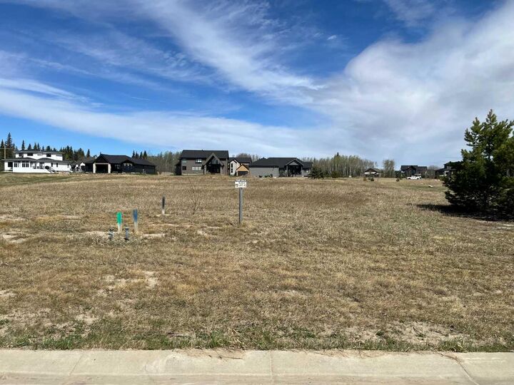 Property Photo: 7948 Creekside Drive AB T8W 0H3
