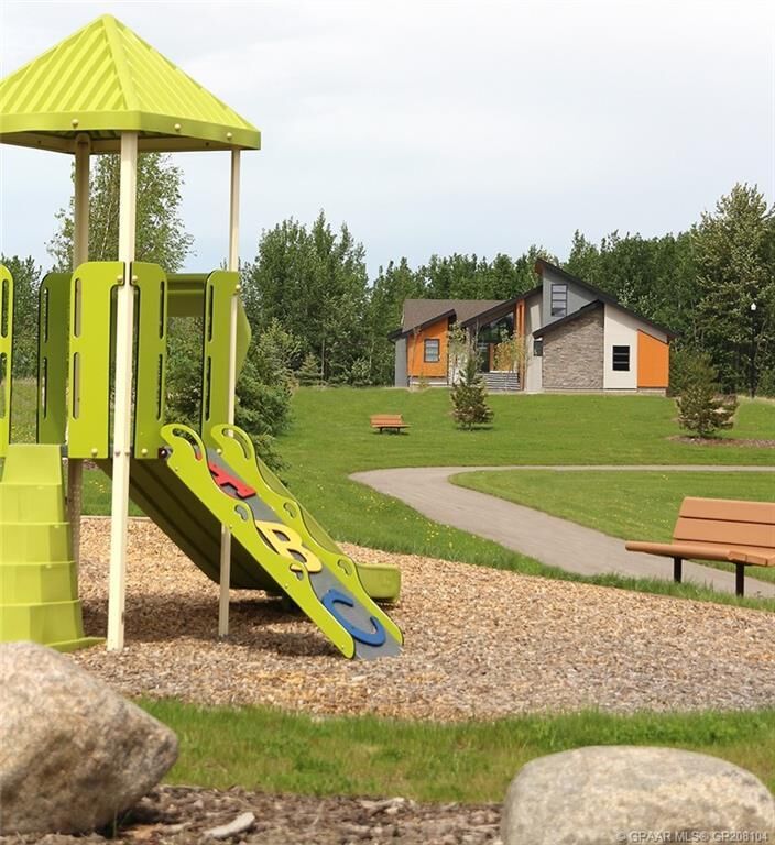 Property Photo: 7960 Creekside Drive AB T8W 0H3