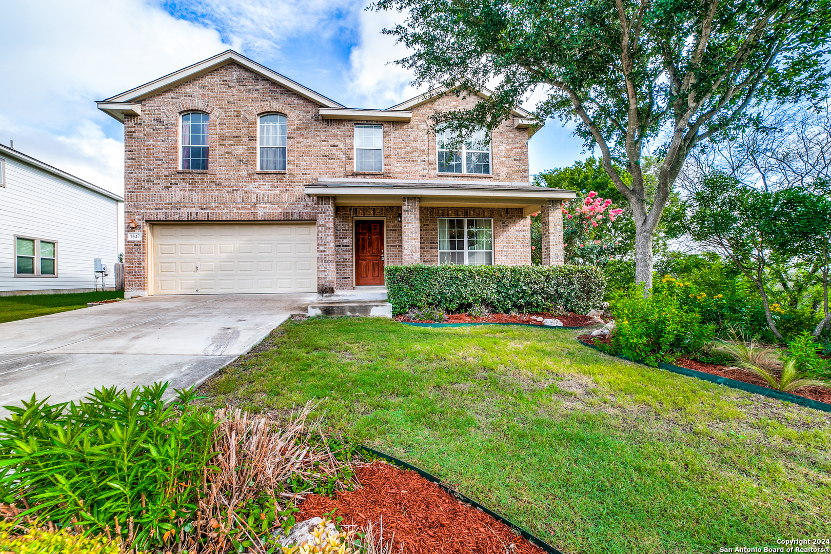 Property Photo: 7547 Elegante Way TX 78266