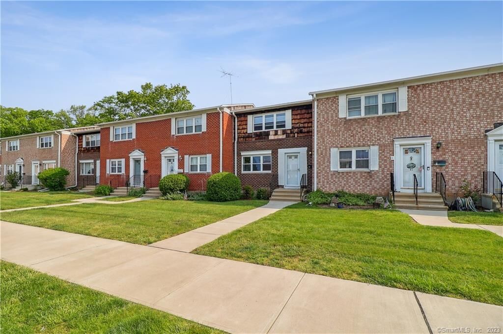 Property Photo:  43 Shea Avenue 43  CT 06460 