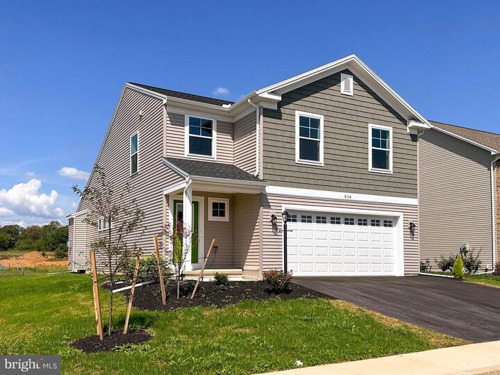 514 Cambridge Lane  Shippensburg PA 17257 photo