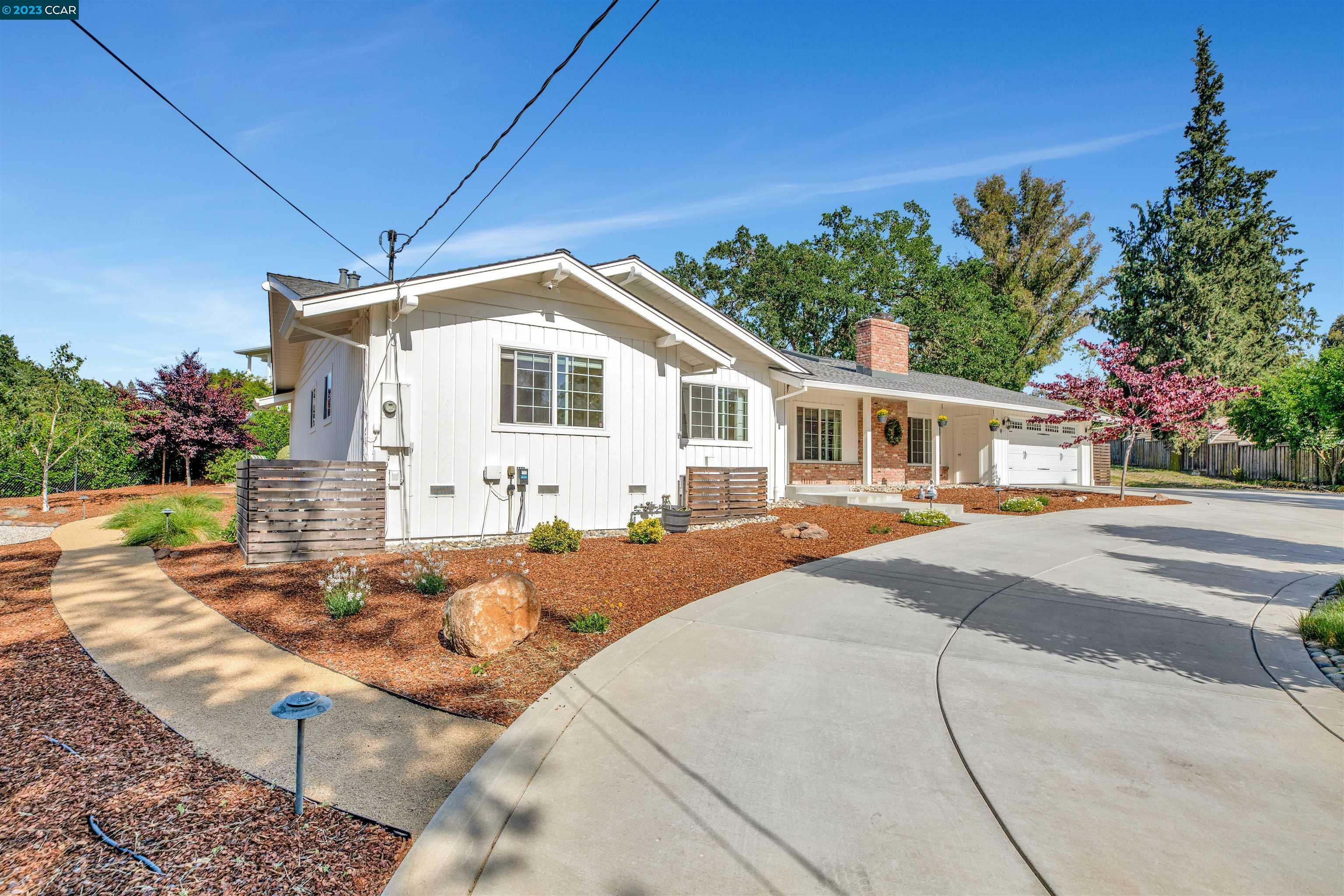 Property Photo: 229 Smith Rd CA 94507