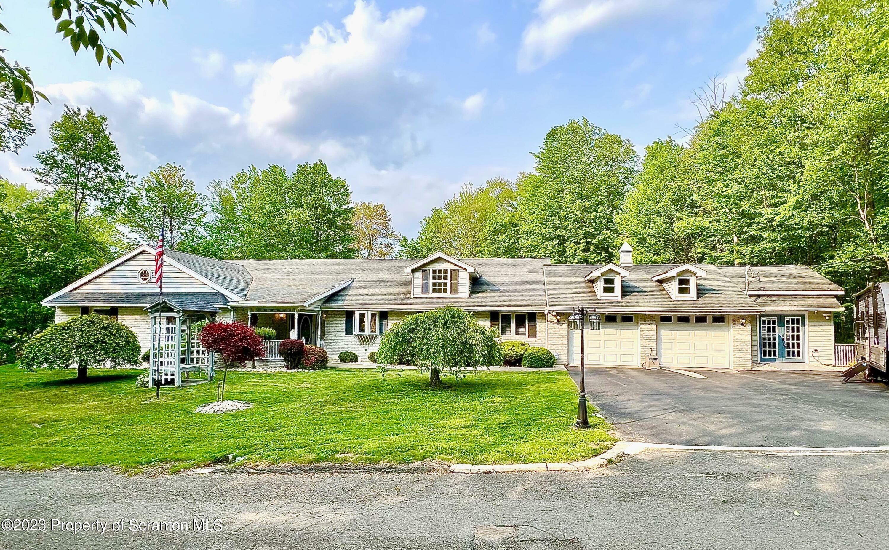 Property Photo:  66 Battle Avenue  PA 18407 