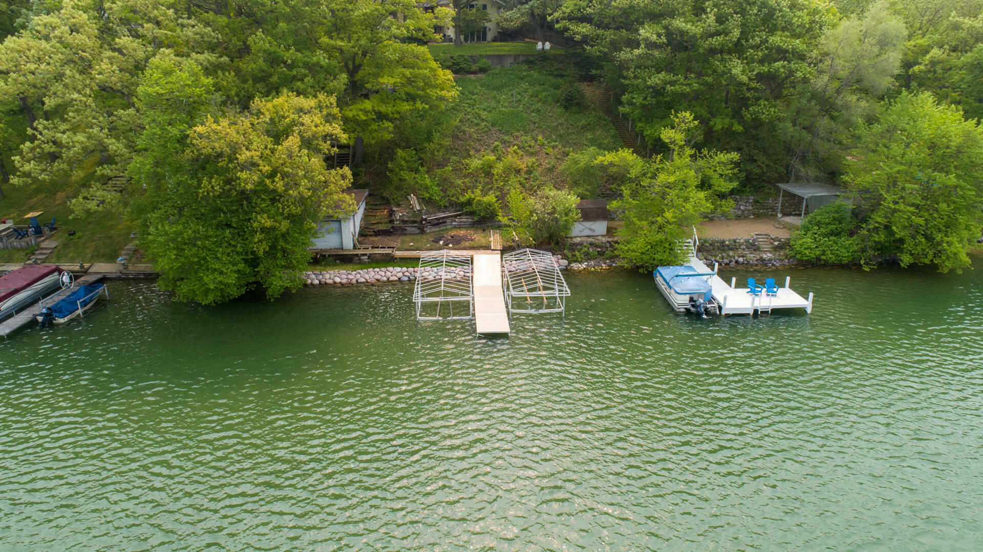 Property Photo: W299s10735 Pickering Dr WI 53149