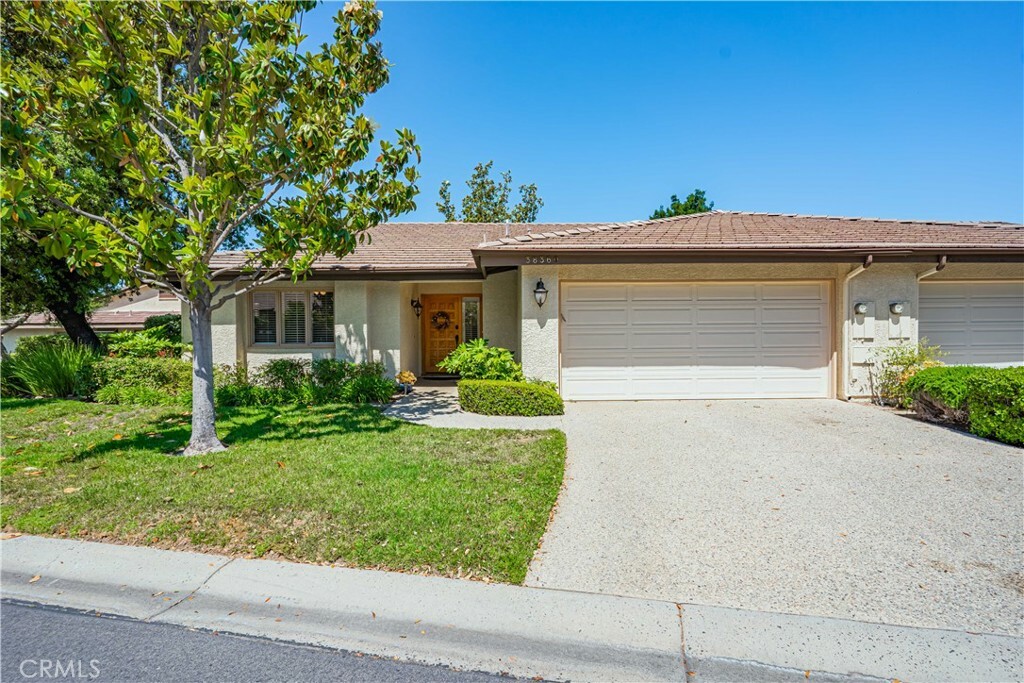 Property Photo:  38360 Oaktree  CA 92562 