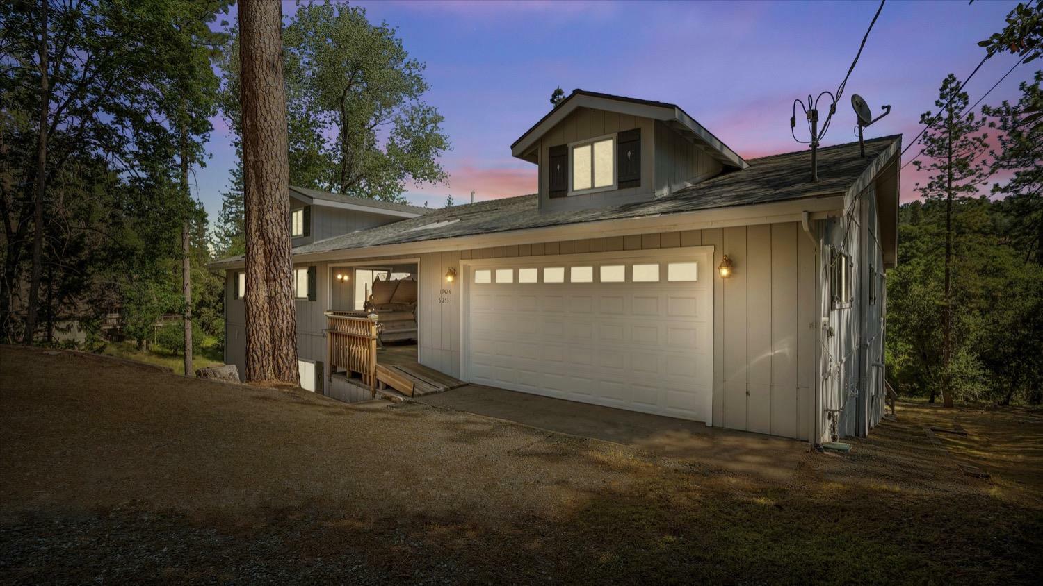 Property Photo: 19424 Ferretti Road CA 95321