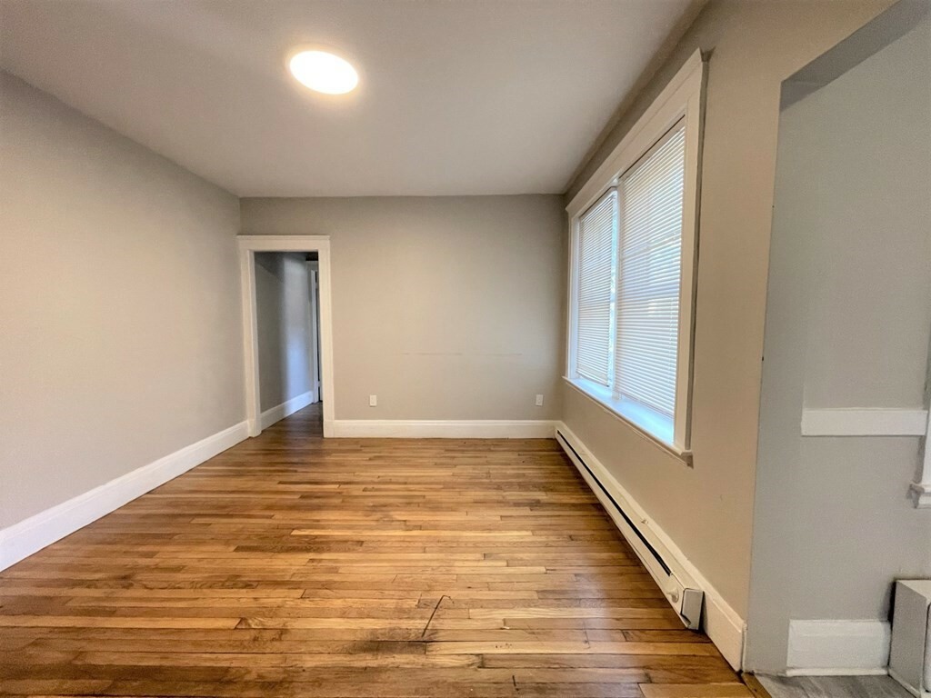 Property Photo: 15 Huss Ct 105 MA 01905