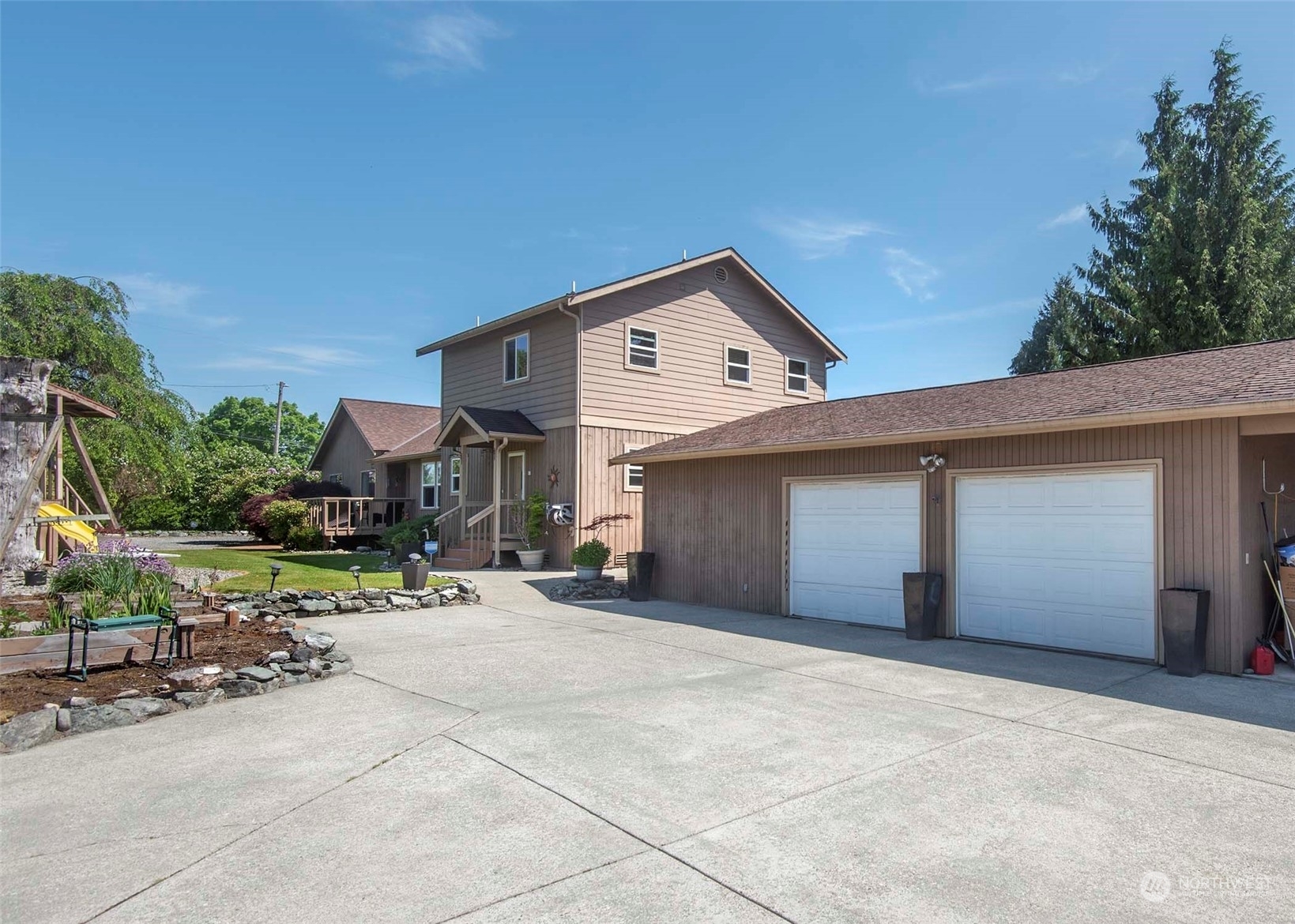 Property Photo: 15603 Broadway Avenue WA 98296