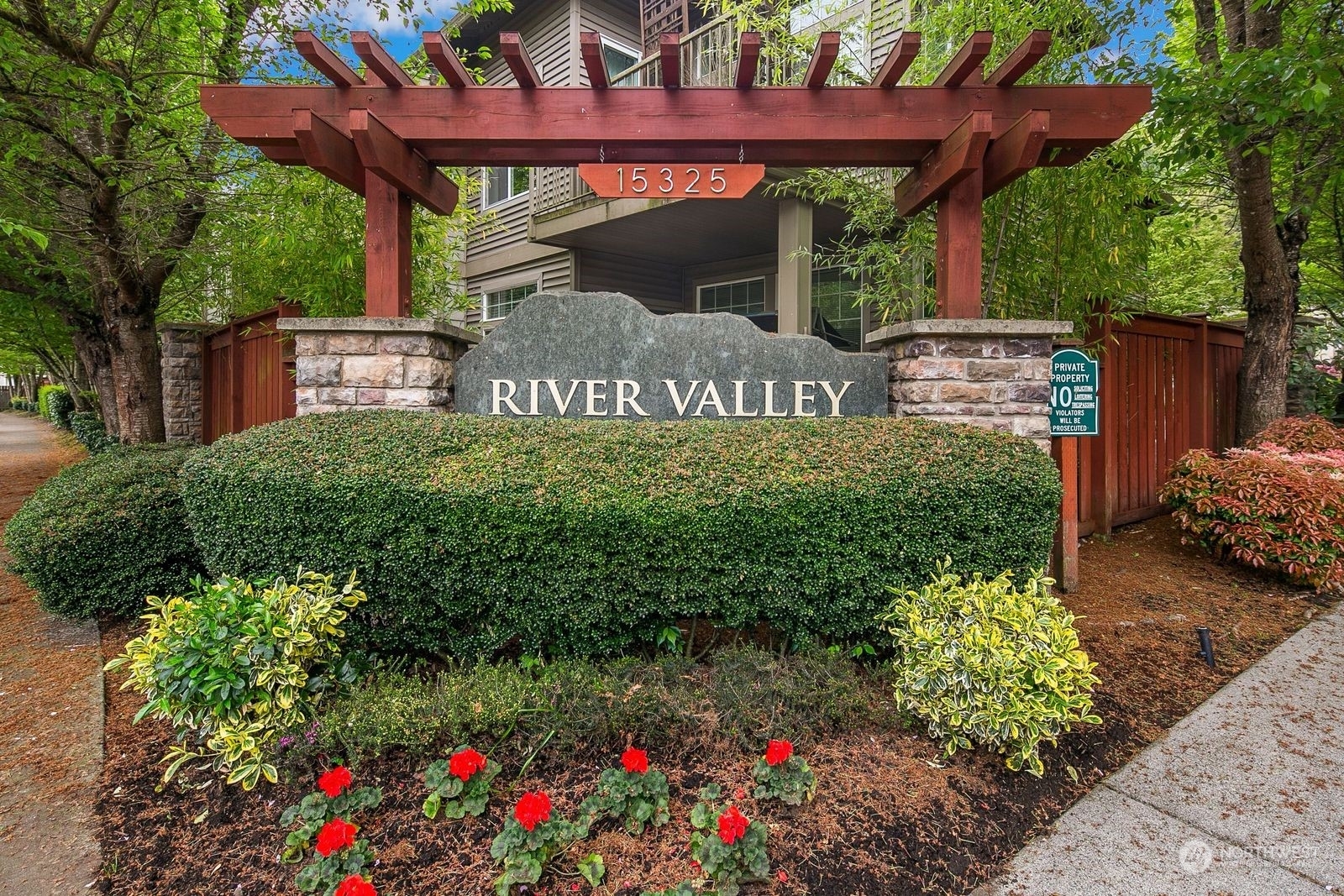 15325 SE 155th Place T3  Renton WA 98058 photo