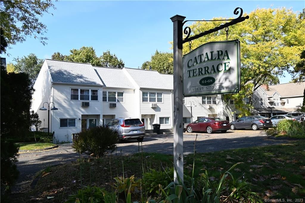 Property Photo:  68 Hope Street 8  CT 06906 