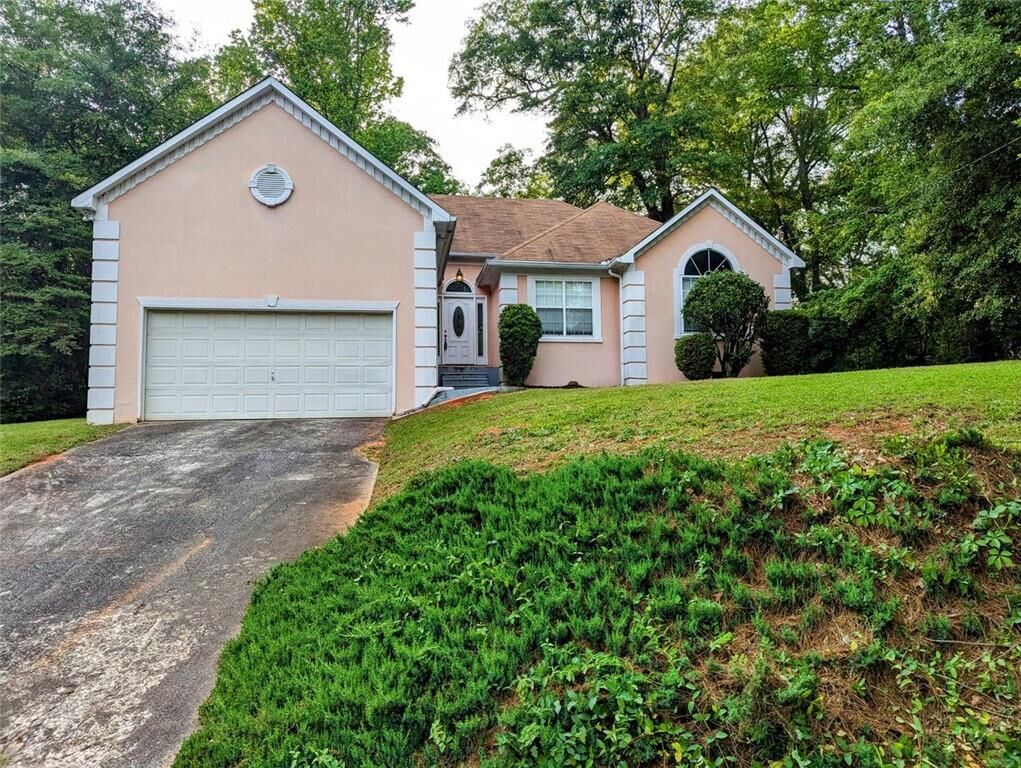 Property Photo:  736 Oak Hill Court  GA 31210 