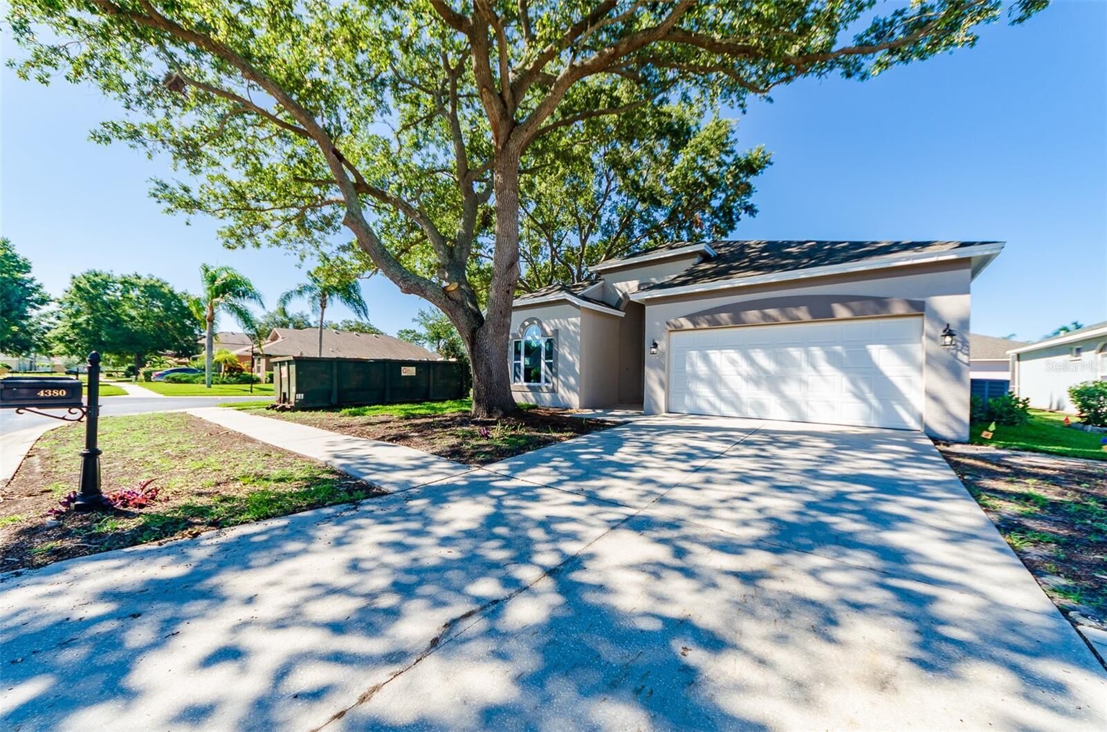 Property Photo: 4380 Sawgrass Drive FL 34685
