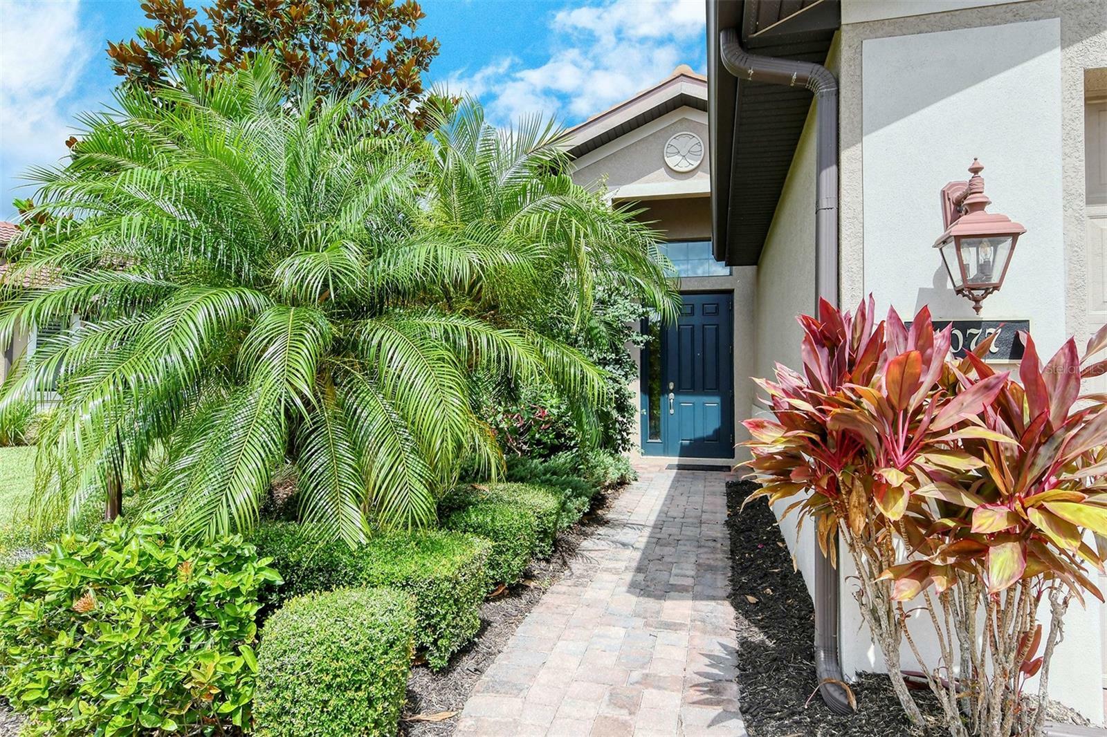 Property Photo:  1077 Ancora Boulevard  FL 34275 