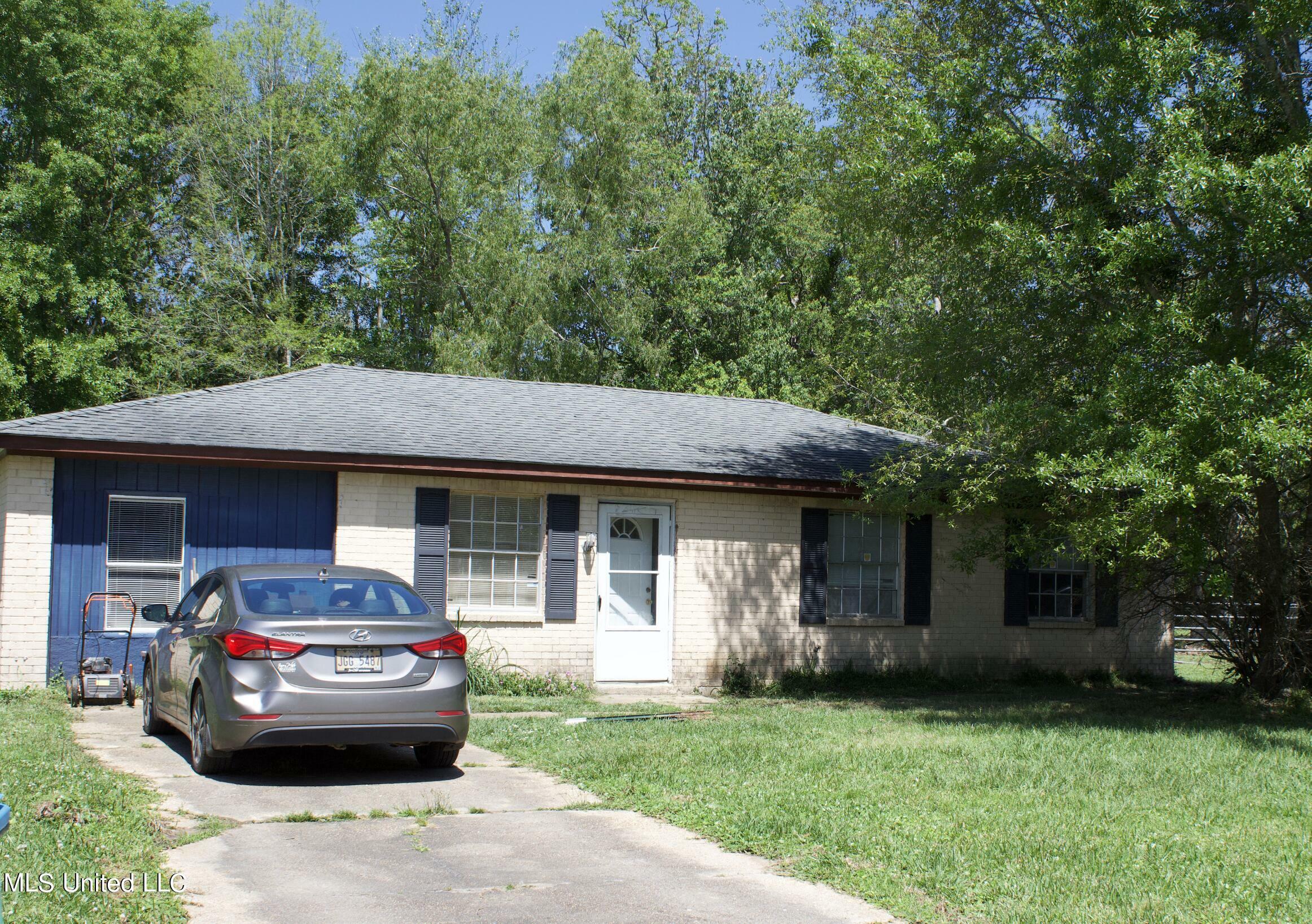 Property Photo:  1408 Kingfisher Drive  MS 39553 