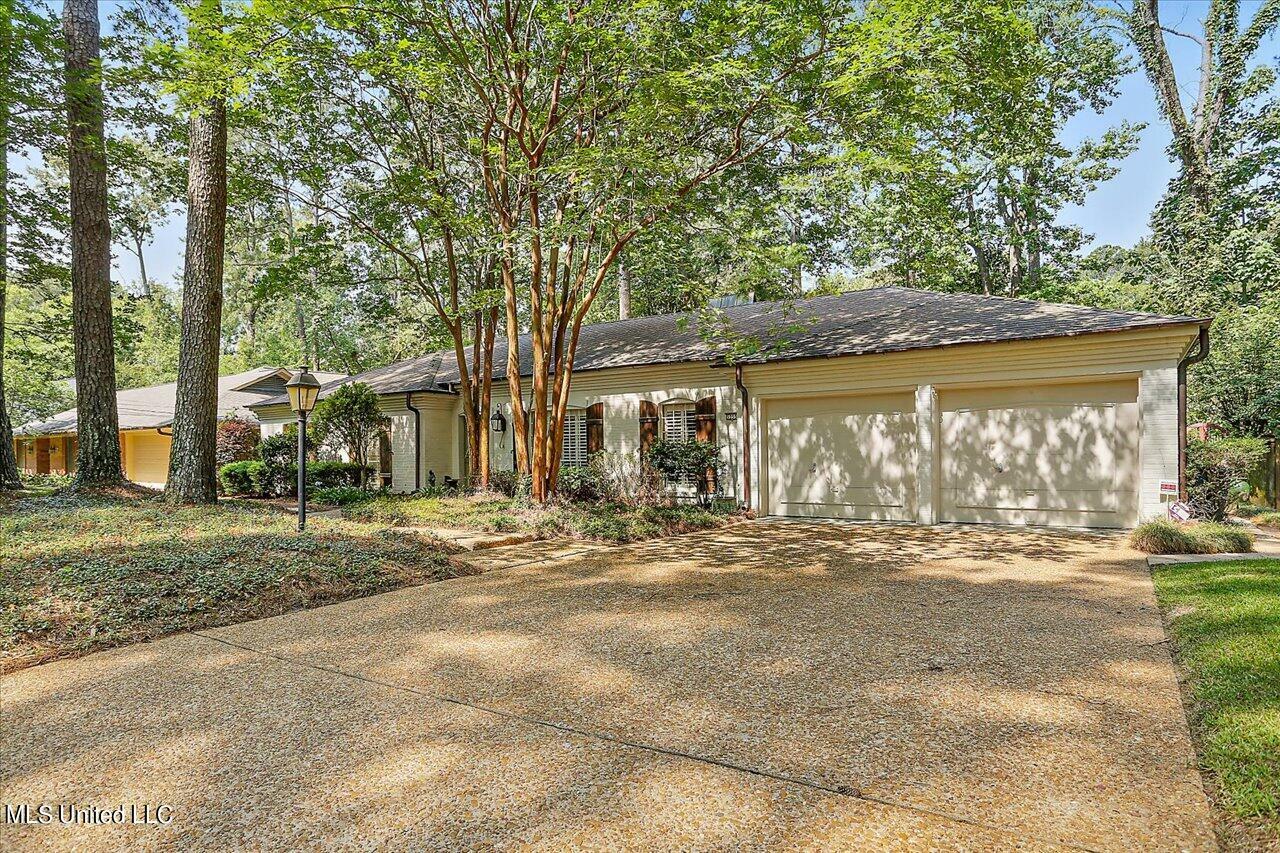 Property Photo:  5355 Balmoral Drive  MS 39211 