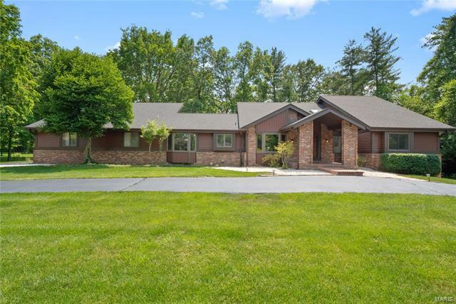 Property Photo: 12666 Mason Forest Drive MO 63141