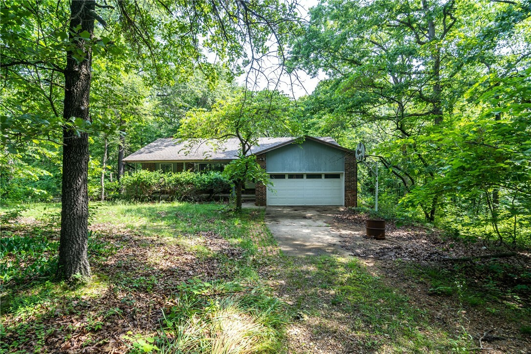 Property Photo:  104 Red Fox Road  AR 72736 