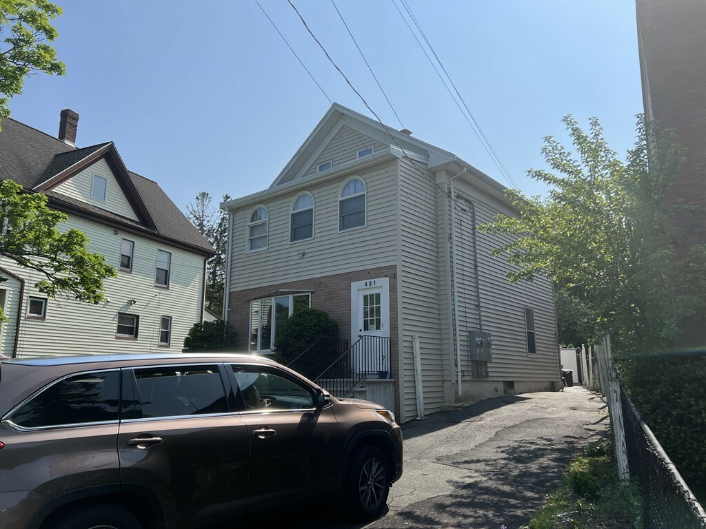 Property Photo: 491 Central Street 1 MA 01906