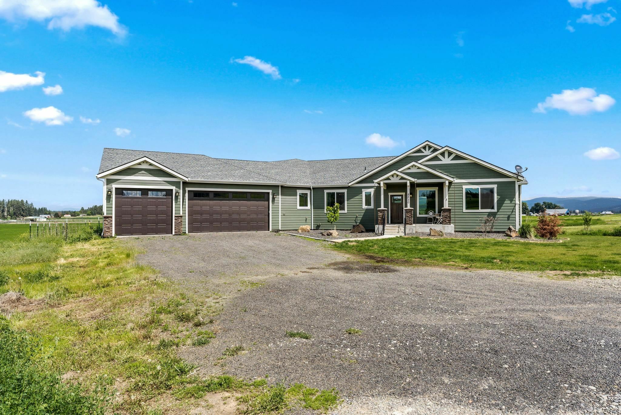 Property Photo:  5520 E Peone Rd  WA 99021 