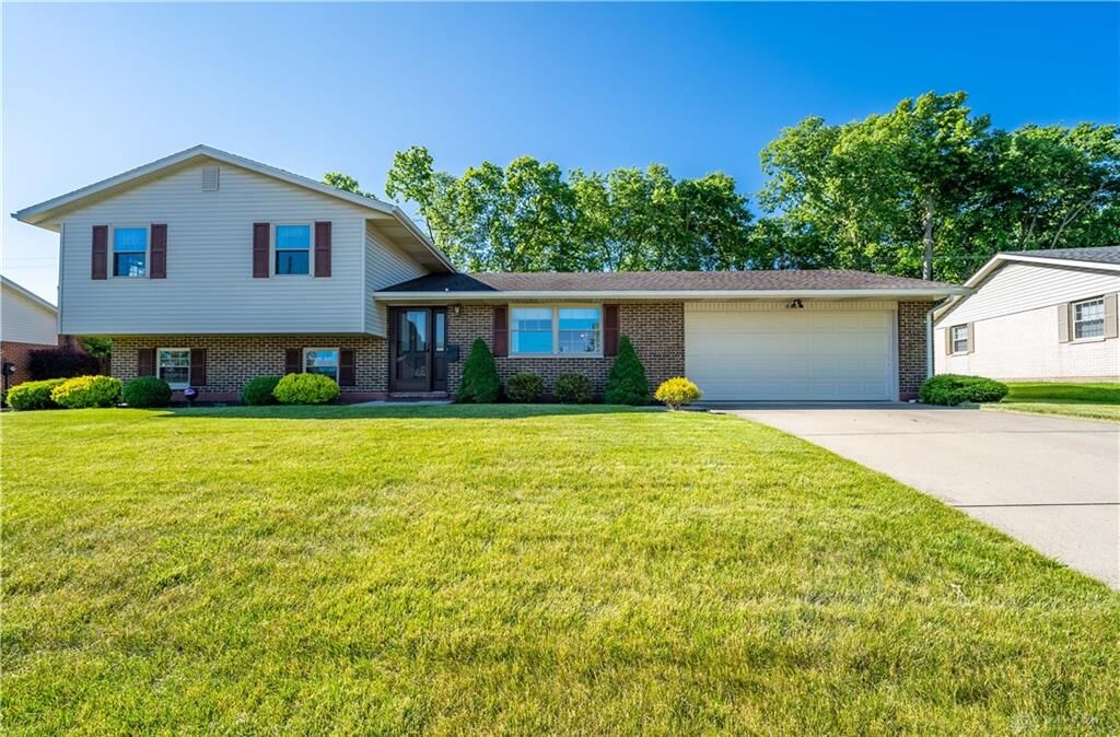 Property Photo: 640 Hathaway Trail OH 45371