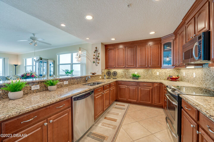 Property Photo:  3801 S Atlantic Avenue 303  FL 32118 