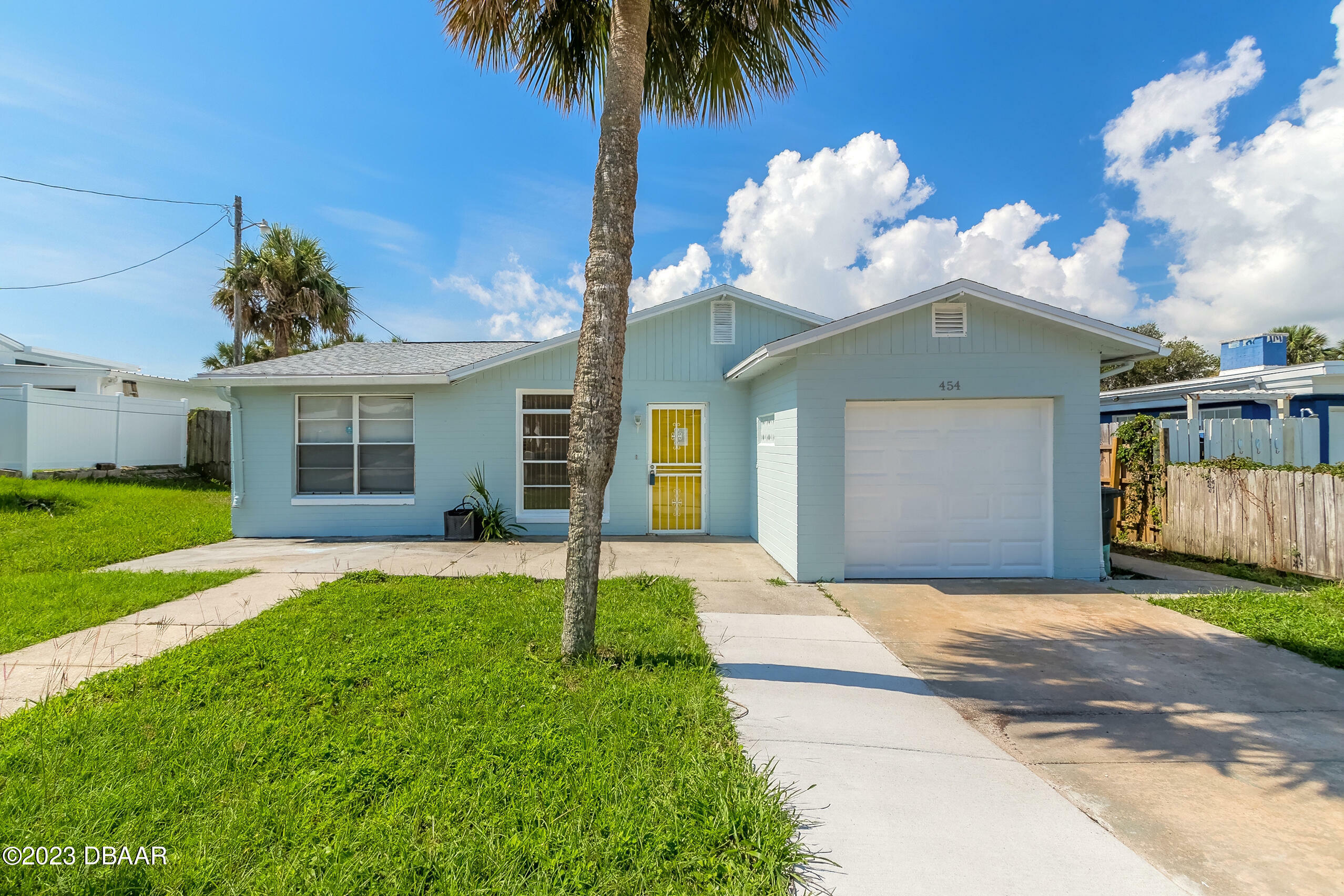 Property Photo: 454 Zelda Boulevard FL 32118