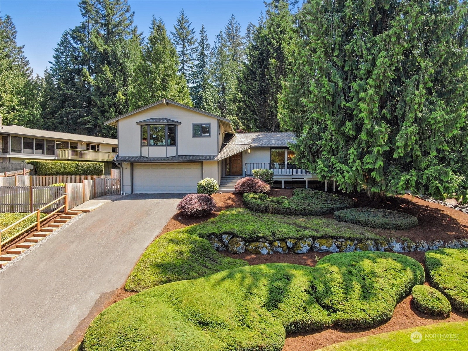 Property Photo:  80 Mt Pilchuck Avenue NW  WA 98027 