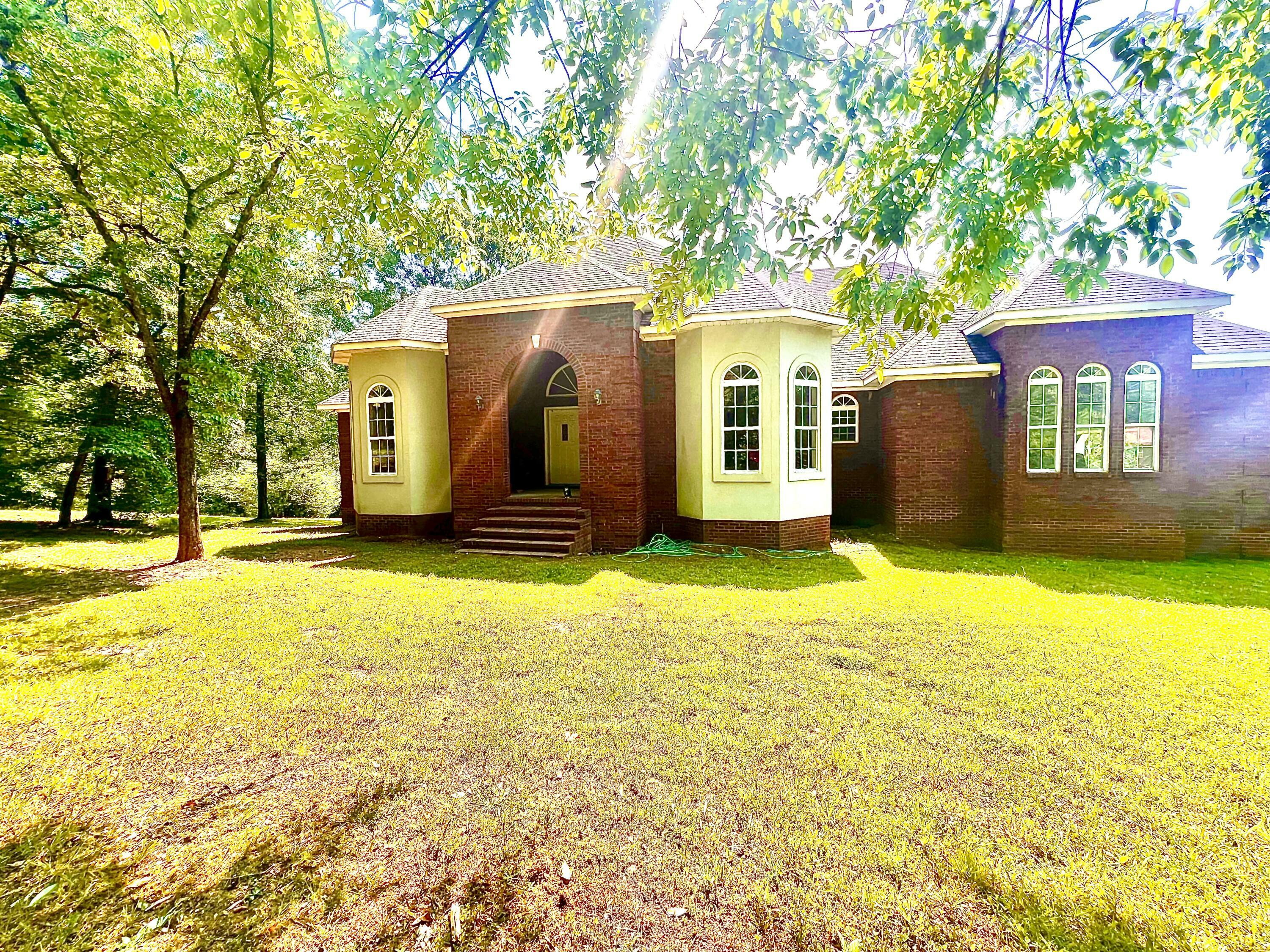 Property Photo:  82 Co Road  AL 35740 