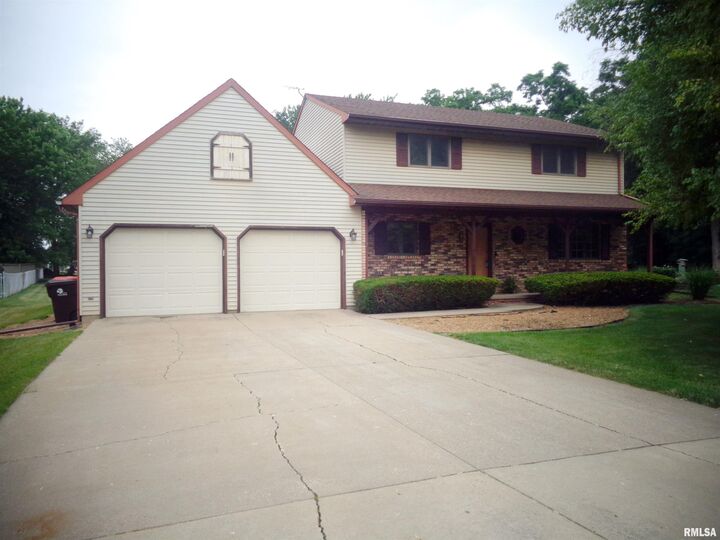 10227 N Spring Lane  Peoria IL 61615 photo
