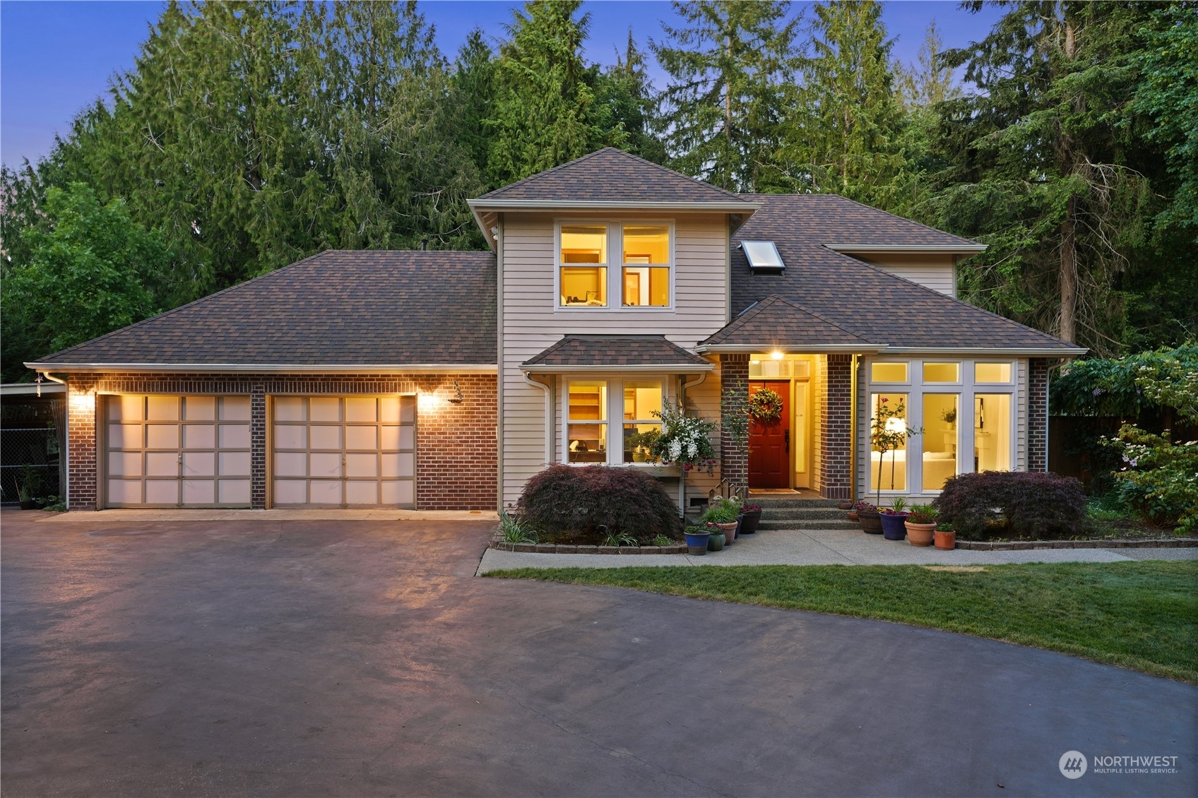 Property Photo: 9175 Phillips Road SE WA 98367