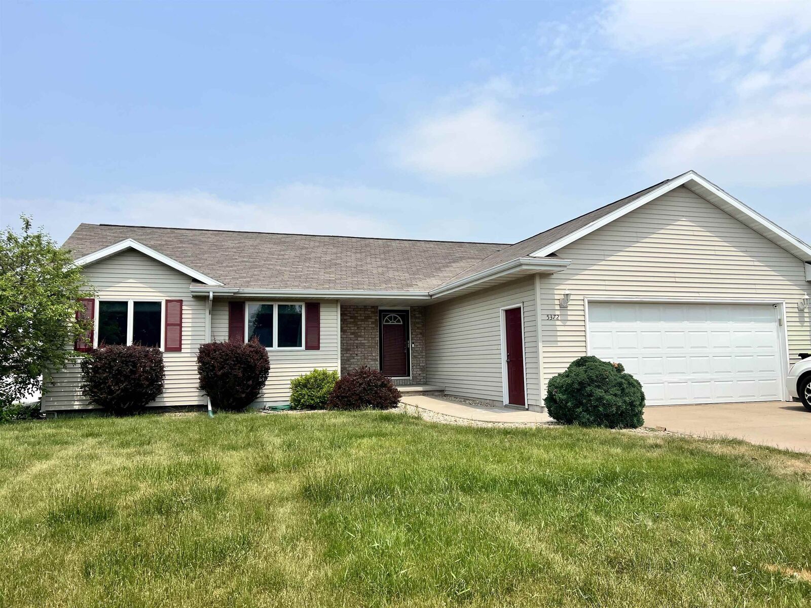 Property Photo:  W5372 Gable Drive  WI 54915 