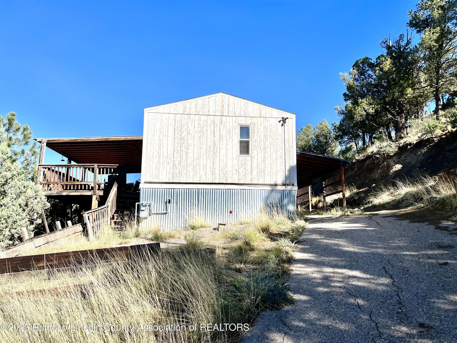 Property Photo:  125 N Oak Drive  NM 88345 