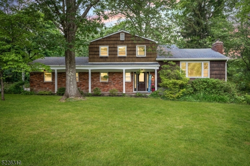Property Photo: 10 W Rayburn Rd NJ 07946