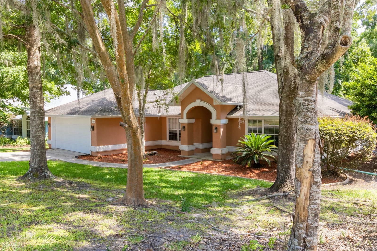 Property Photo:  10409 NW 10th Lane  FL 32606 