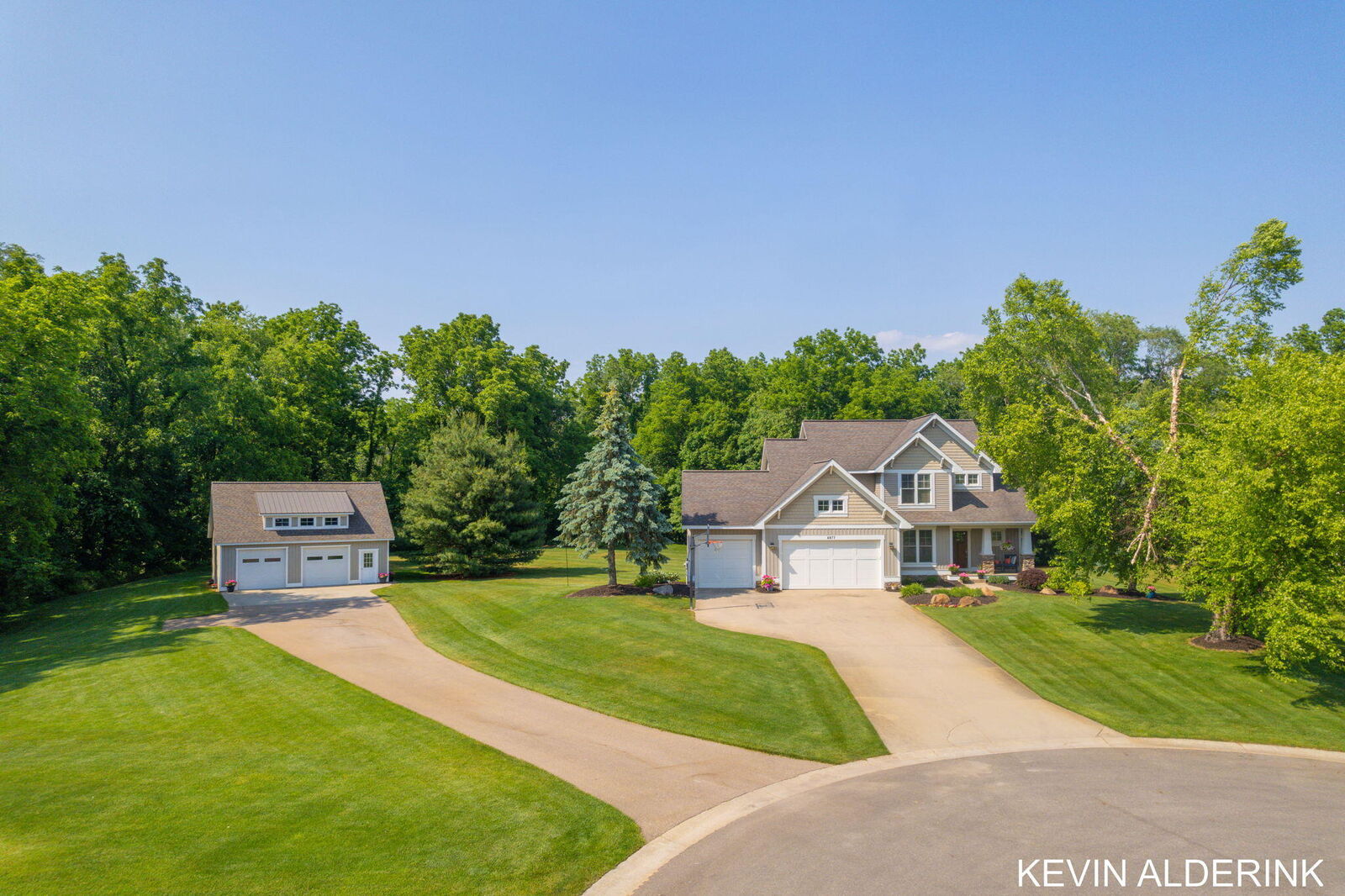 Property Photo:  4877 Green Ridge Trail  MI 49419 