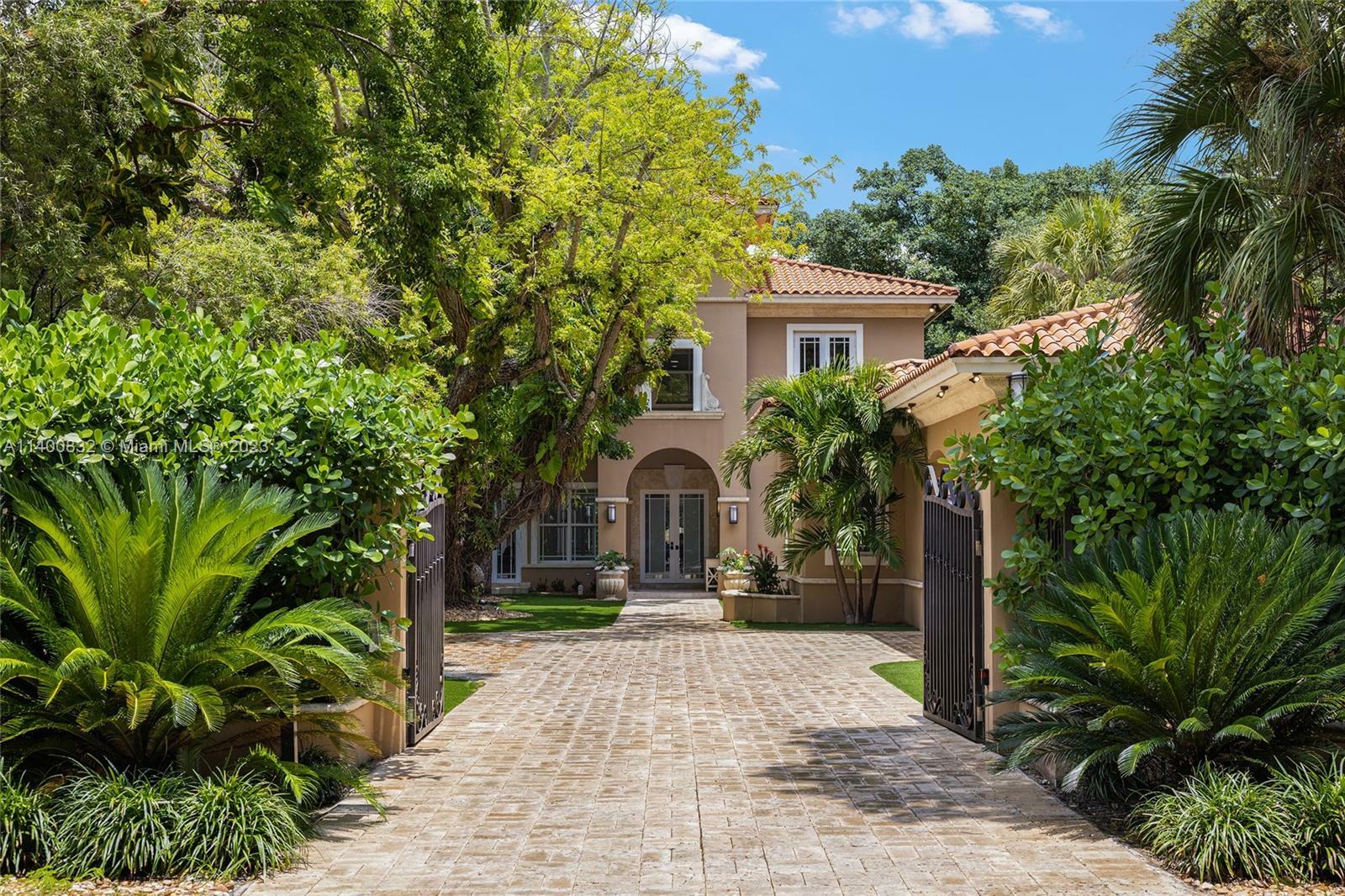 Property Photo: 2037 Secoffee St FL 33133
