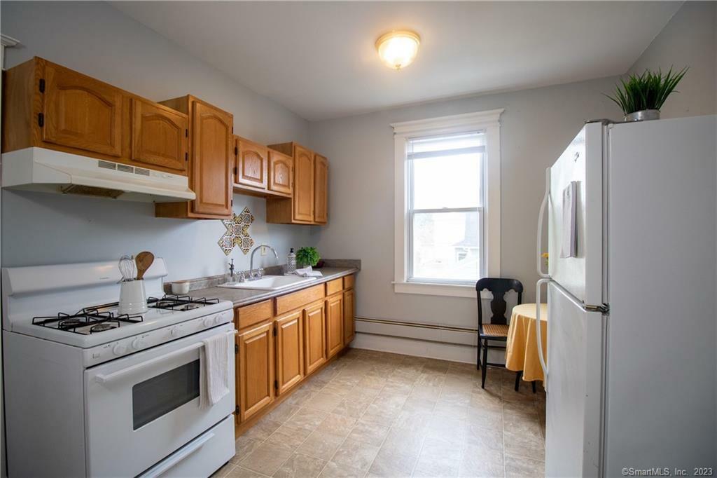 Property Photo:  90 Riverview Avenue 2B  CT 06320 