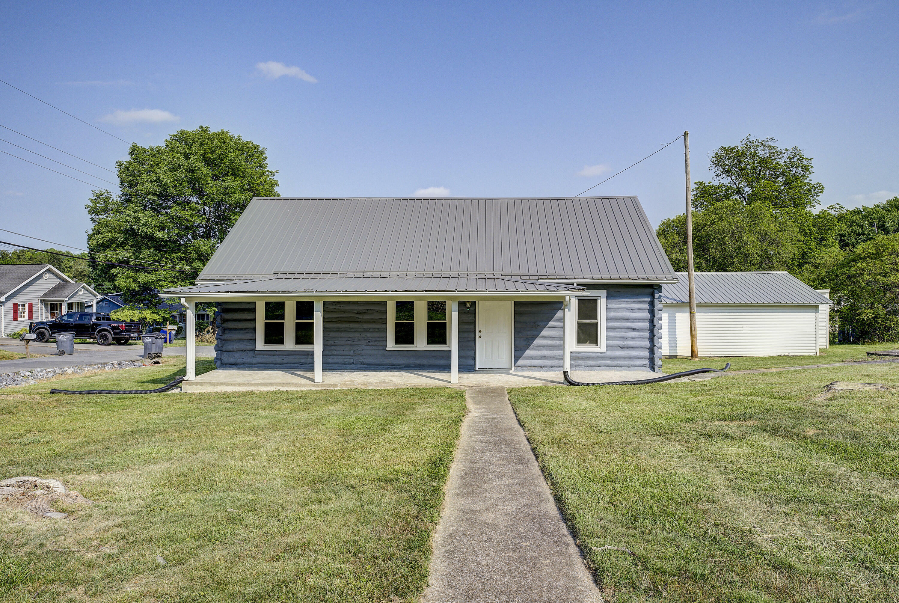 Property Photo:  1801 Fairhaven Avenue  TN 37664 