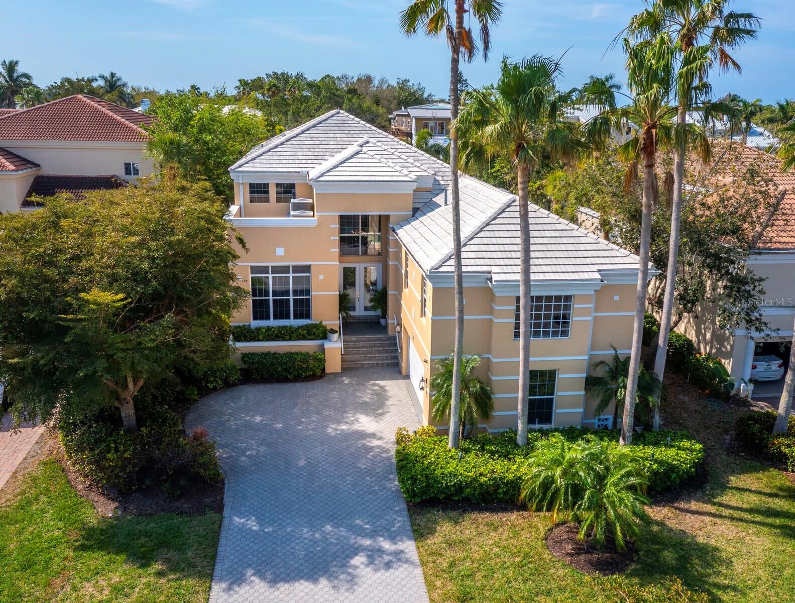 Property Photo:  3590 Fair Oaks Lane  FL 34228 