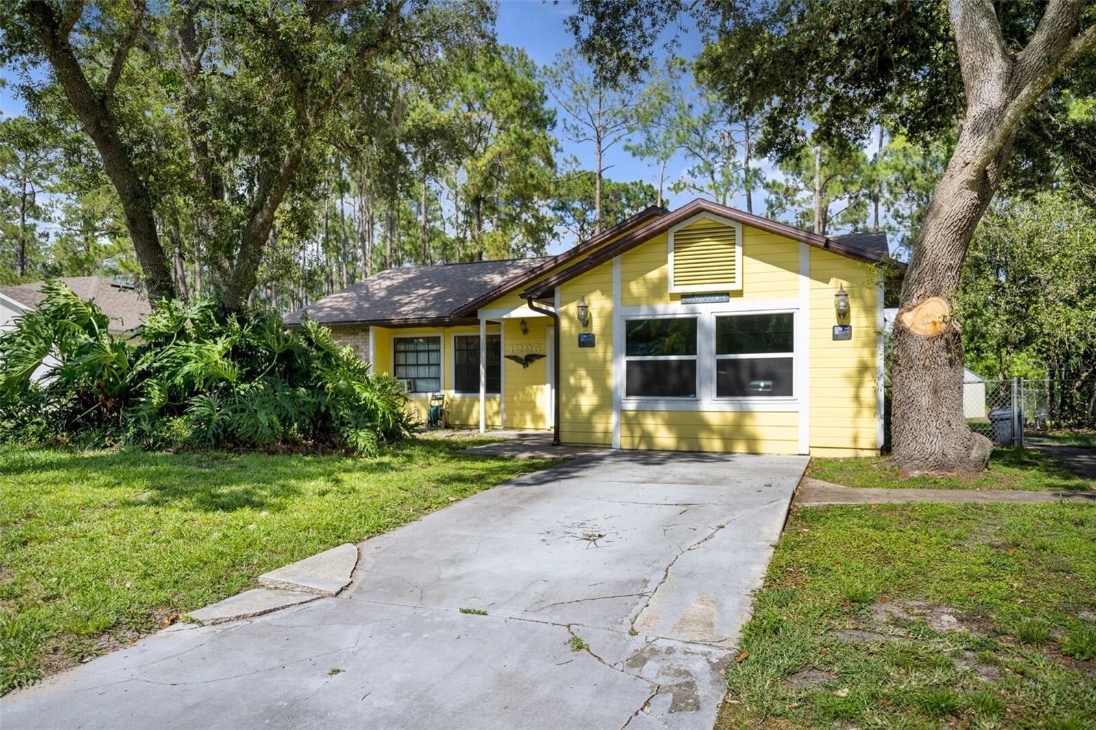 Property Photo: 1296 Gage Avenue FL 32738