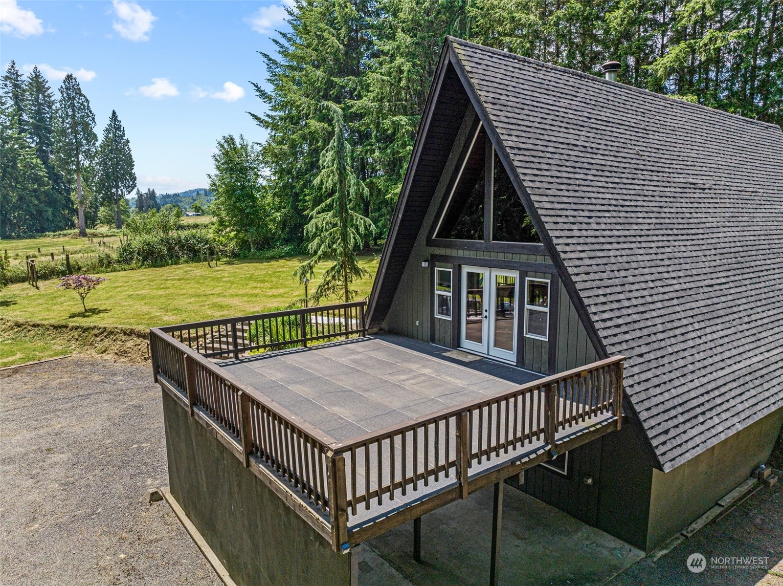 Property Photo:  3413 West Side Highway  WA 98611 