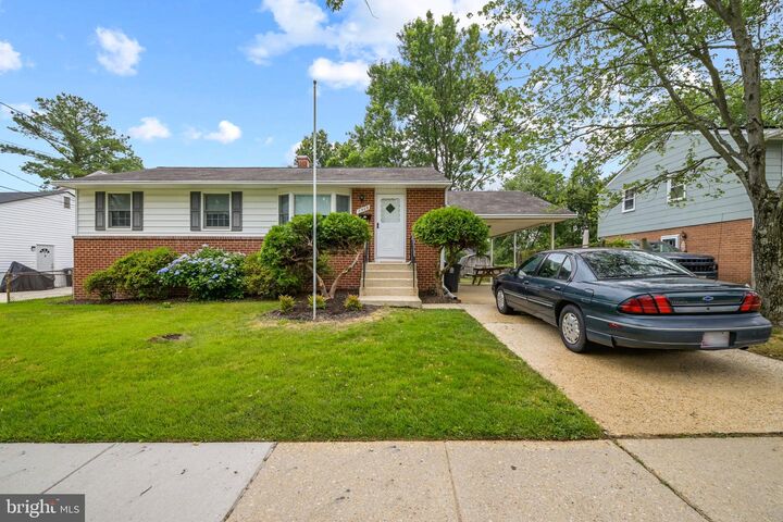 7509 Dover Lane  Lanham MD 20706 photo
