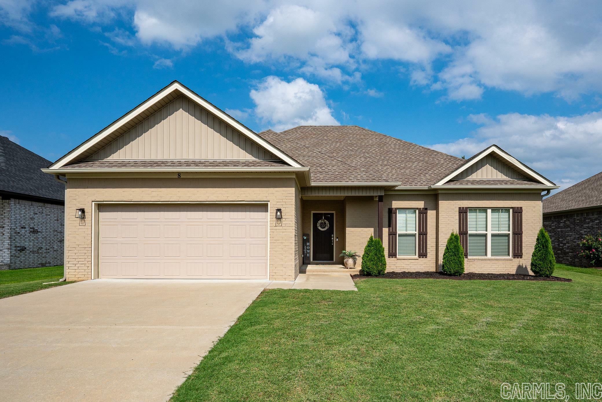 Property Photo:  8 Clover Leaf Drive  AR 72058 